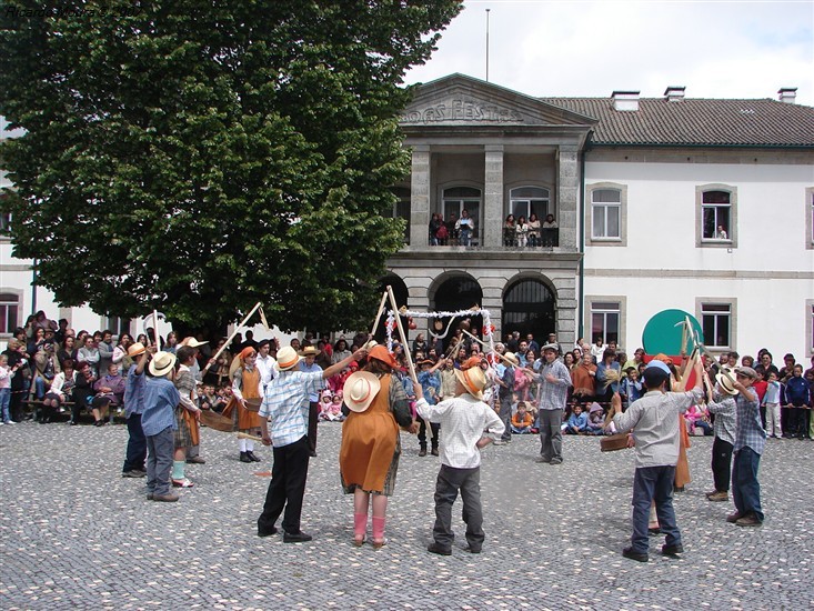 Marchas Populares na Praça do Município