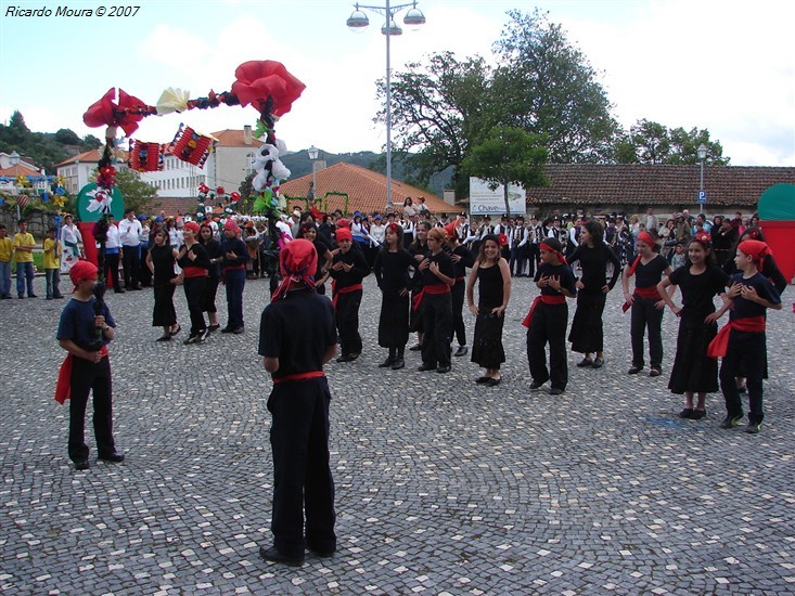 Marchas Populares na Praça do Município