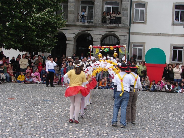 Marchas Populares na Praça do Município