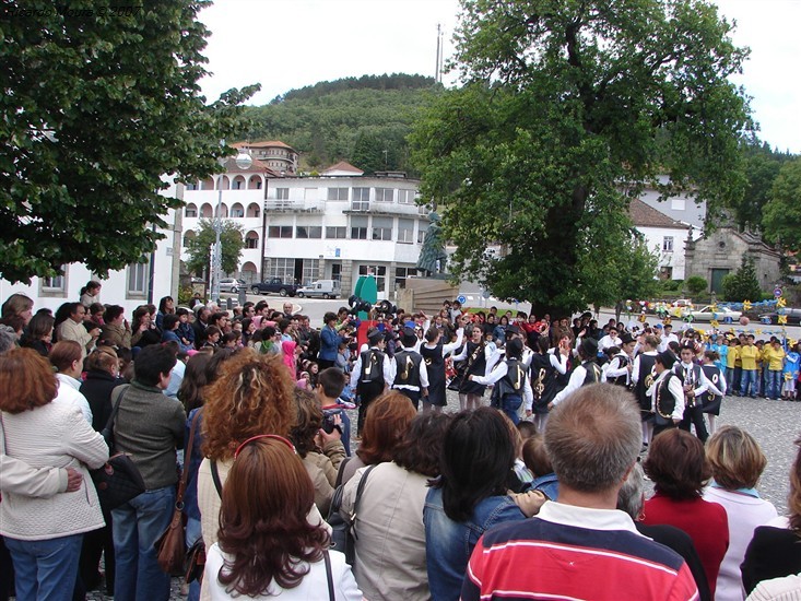 Marchas Populares na Praça do Município