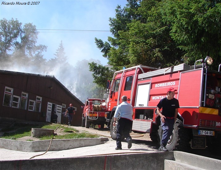 Incêndio na Escola EB2 Montalegre