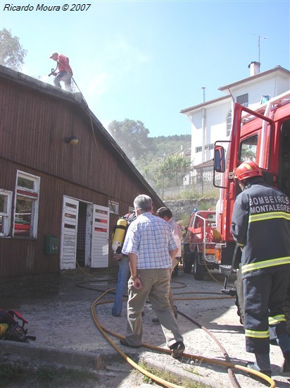 Incêndio na Escola EB2 Montalegre