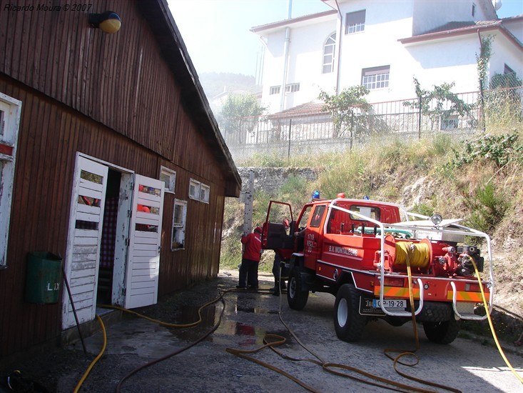 Incêndio na Escola EB2 Montalegre