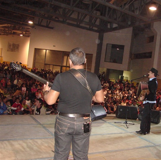 Fernando Rocha e Quim Barreiros na festa da Rádio Montalegre