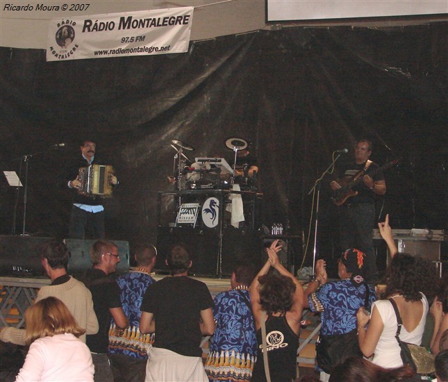 Fernando Rocha e Quim Barreiros na festa da Rádio Montalegre