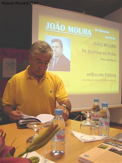 Livro "João Moura - De Barroso ao Porto" apresentado na Biblioteca Municipal