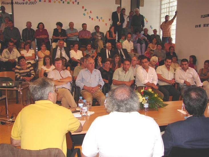 Livro "João Moura - De Barroso ao Porto" apresentado na Biblioteca Municipal