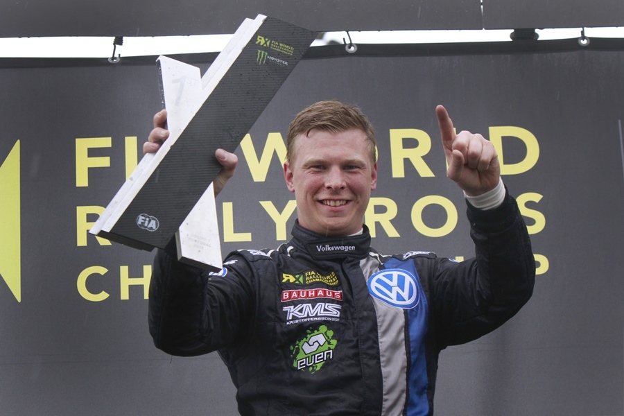 Mundial Rallycross 2015 - Johan Kristoffersson triunfa em Montalegre