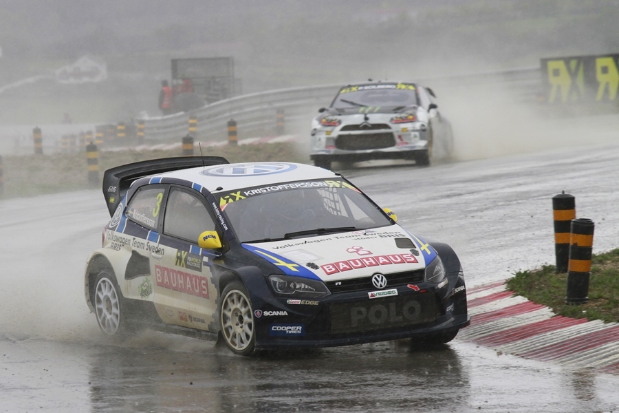 Mundial Rallycross 2015 - Johan Kristoffersson triunfa em Montalegre