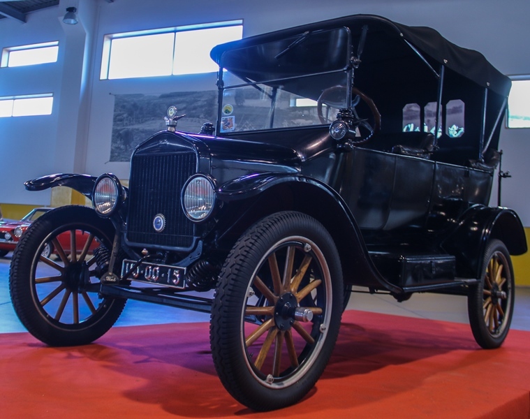 Viatura de 1919 vence &quot;III Exposição de Carros Clássicos&quot;