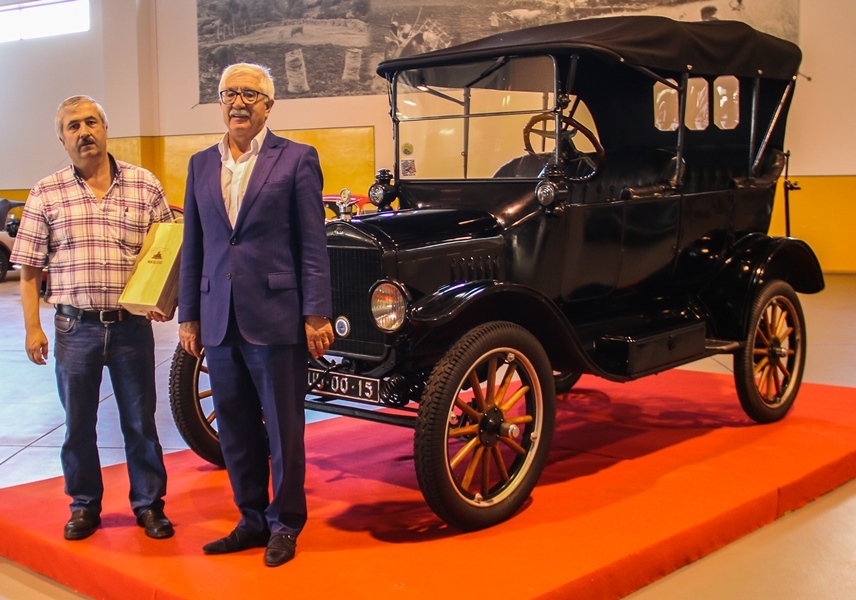 Viatura de 1919 vence &quot;III Exposição de Carros Clássicos&quot;