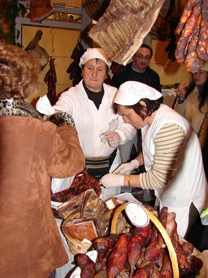 Romaria na Feira do Fumeiro