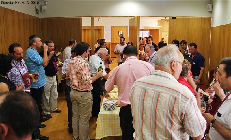 Vinho &quot;Sexta Feira 13&quot; apresentado