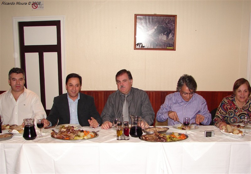 Jantar em Nanterre com emigrantes