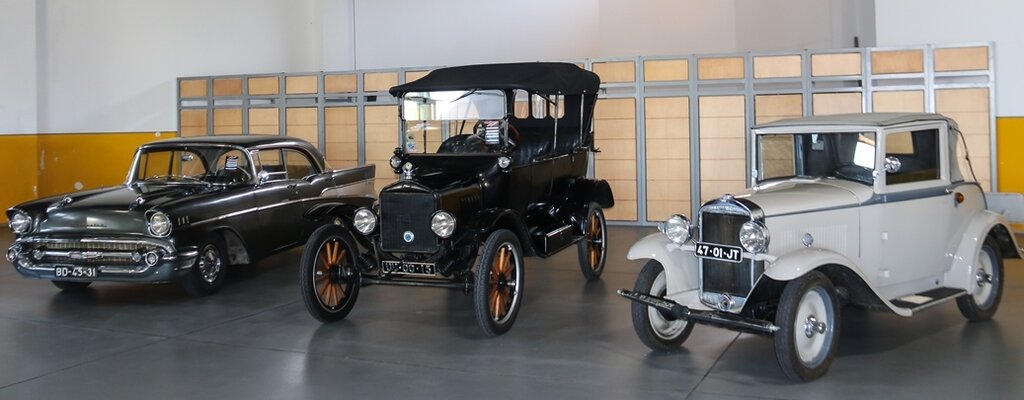 IV Exposição de Clássicos (Carros e Motos)