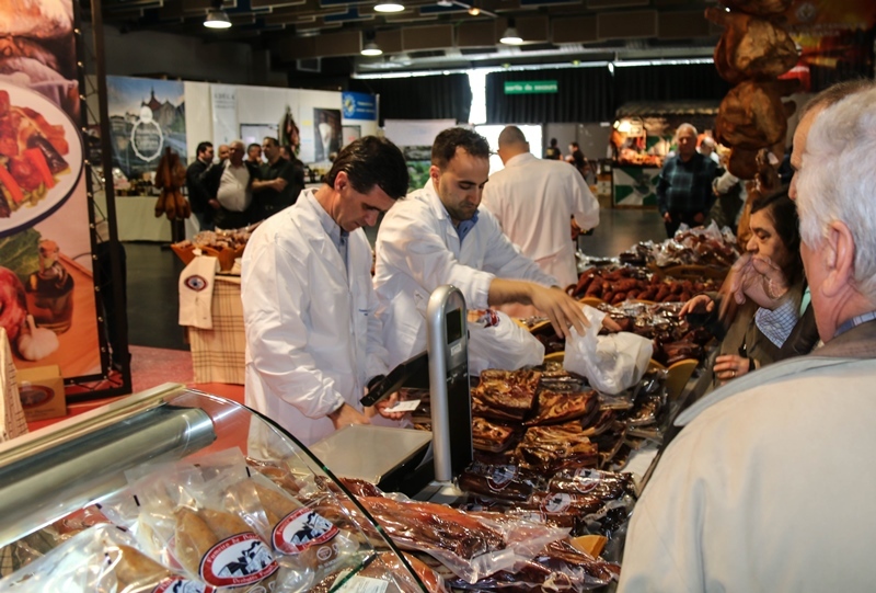 Montalegre na XIV Feira de Nanterre (França)