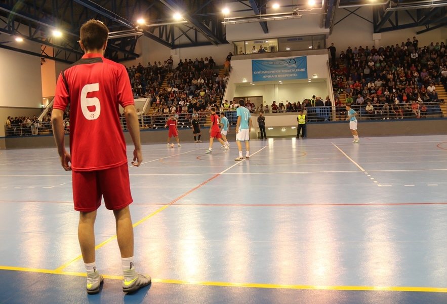 &quot;Electro Cava&quot; vence XII Torneio de Futsal