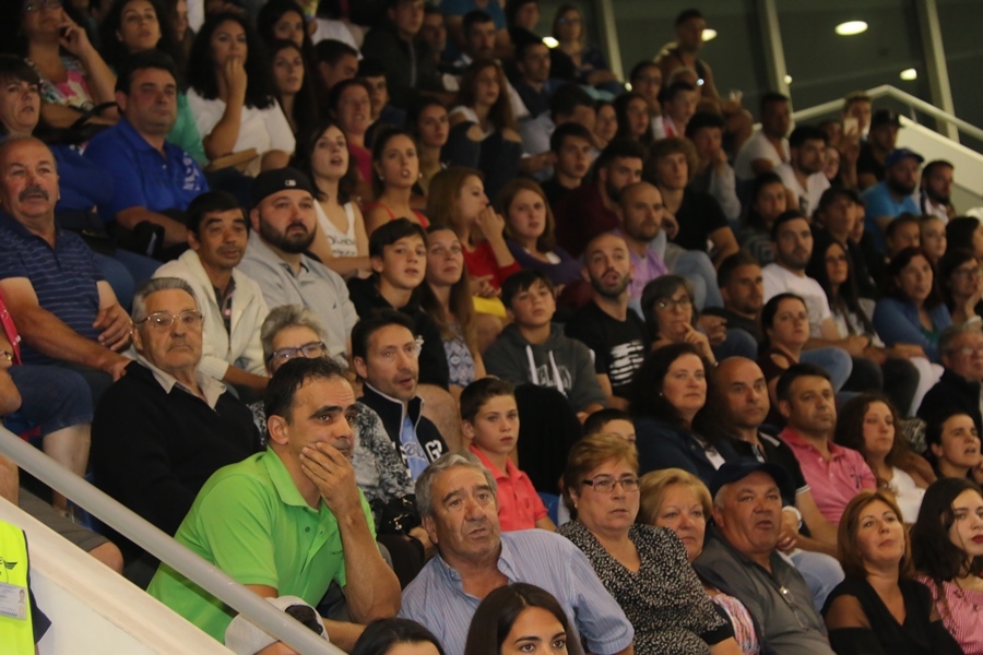 &quot;Electro Cava&quot; vence XII Torneio de Futsal