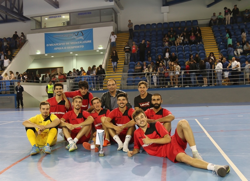 &quot;Electro Cava&quot; vence XII Torneio de Futsal