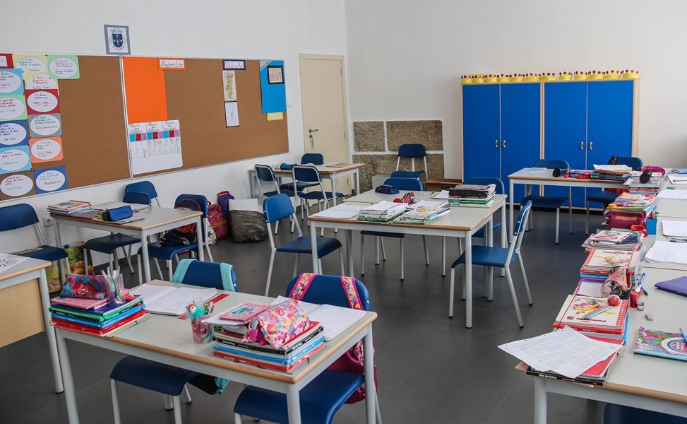Salto (Escola Requalificada - Visita)