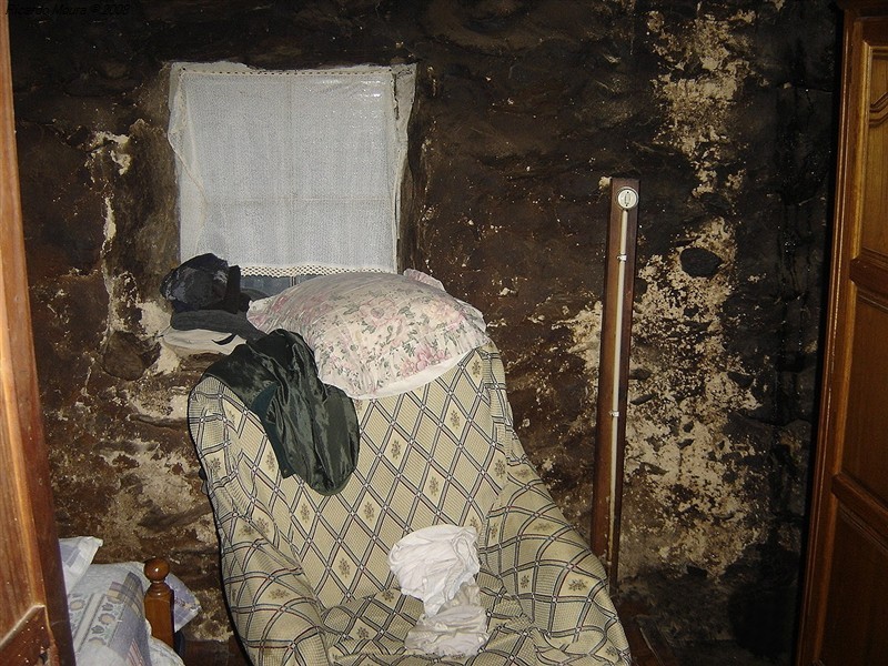 Câmara entrega casa em Nogueiró