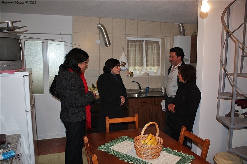 Câmara entrega casa em Nogueiró