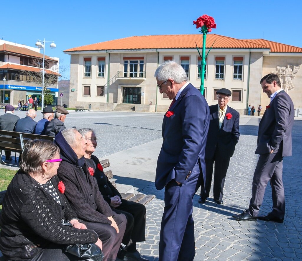 Montalegre (25 de Abril - 44 Anos)