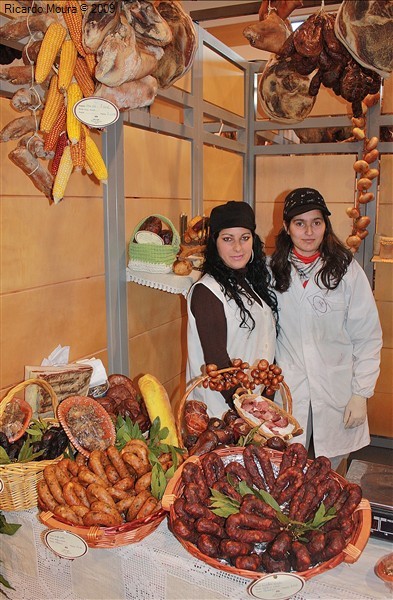 Milhares na Feira do Fumeiro