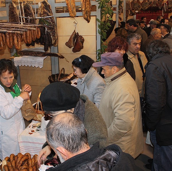 Milhares na Feira do Fumeiro
