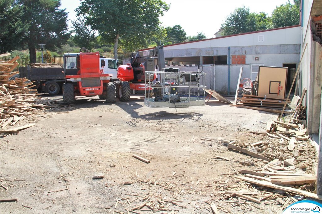 MONTALEGRE - Obras de requalifficação da escola Bento da Cruz (18)