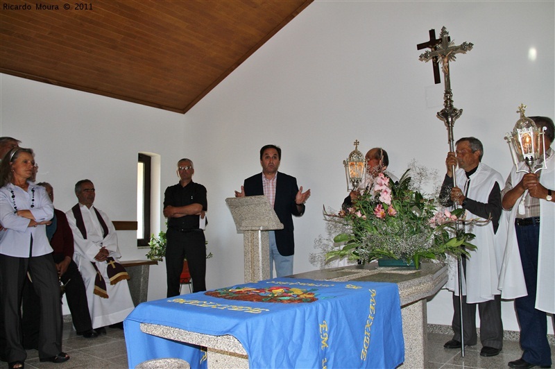 Meixide inaugura Casa Mortuária