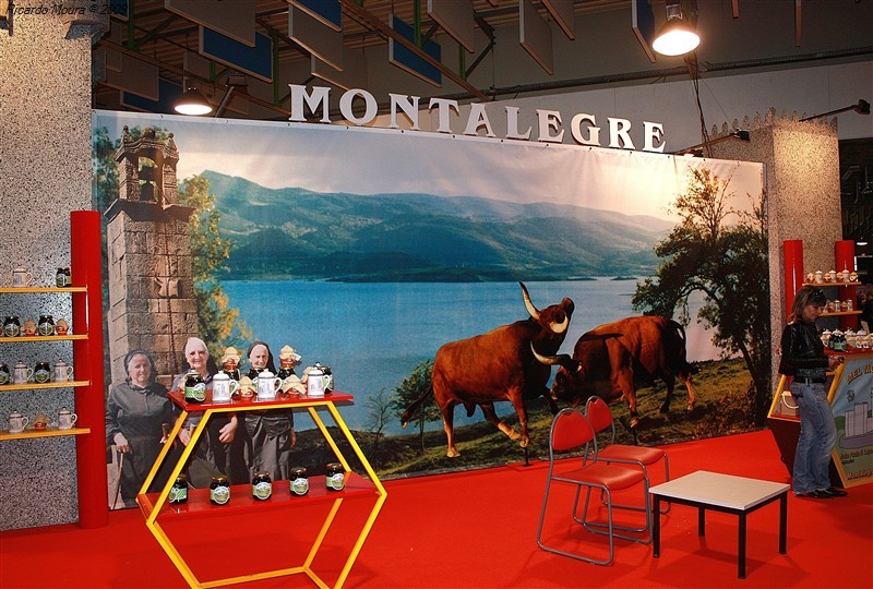 Montalegre na Feira de Nanterre