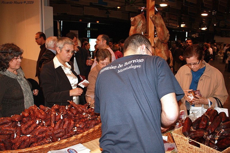 Montalegre na Feira de Nanterre