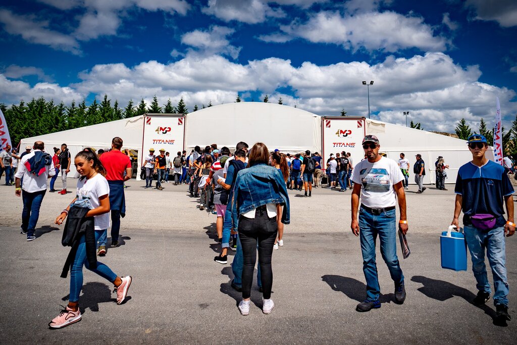 Montalegre (TitansRX Rallycross 2019) Autógrafos - Dia 1 (14)