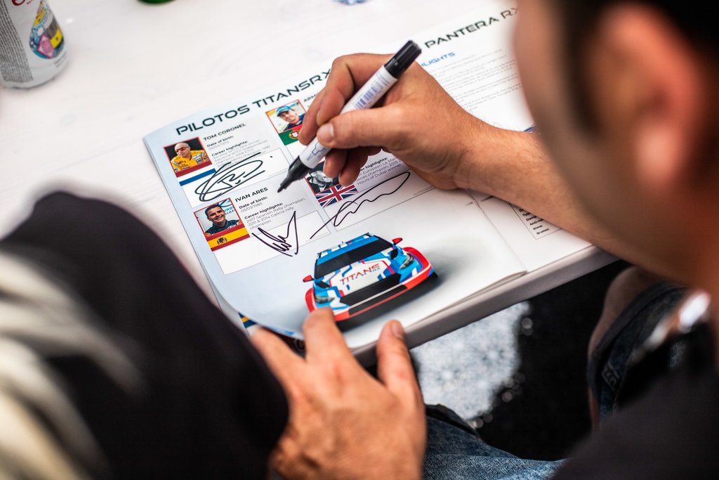 Montalegre (TitansRX Rallycross 2019) Autógrafos - Dia 1 (21)