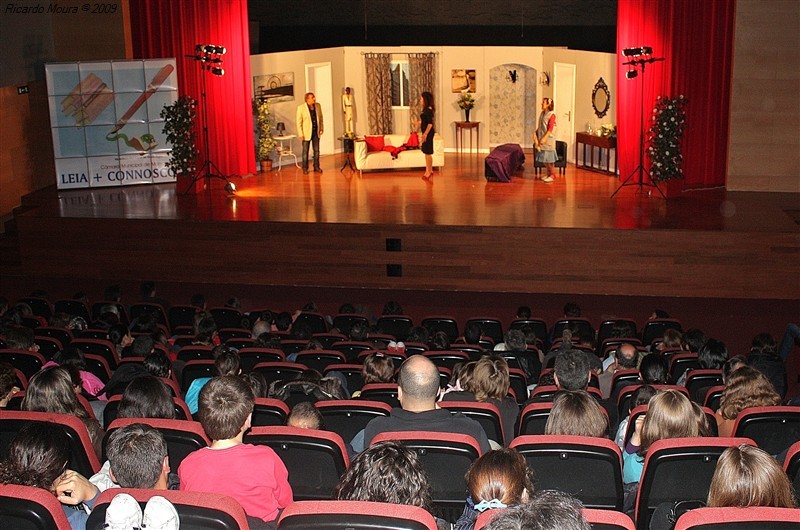 "As Calcinhas Amarelas" esgota Auditório Municipal