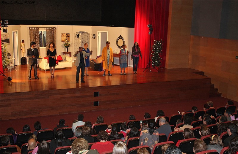 "As Calcinhas Amarelas" esgota Auditório Municipal