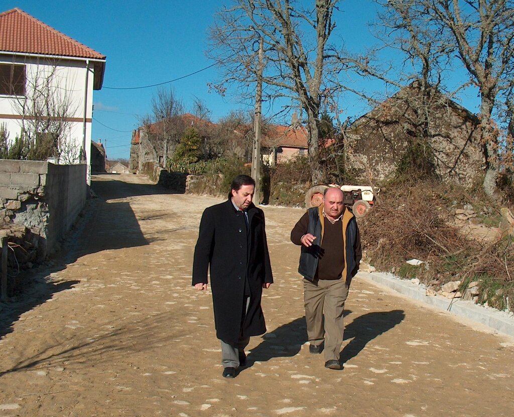 Presidente da Câmara visita obras em Codeçoso