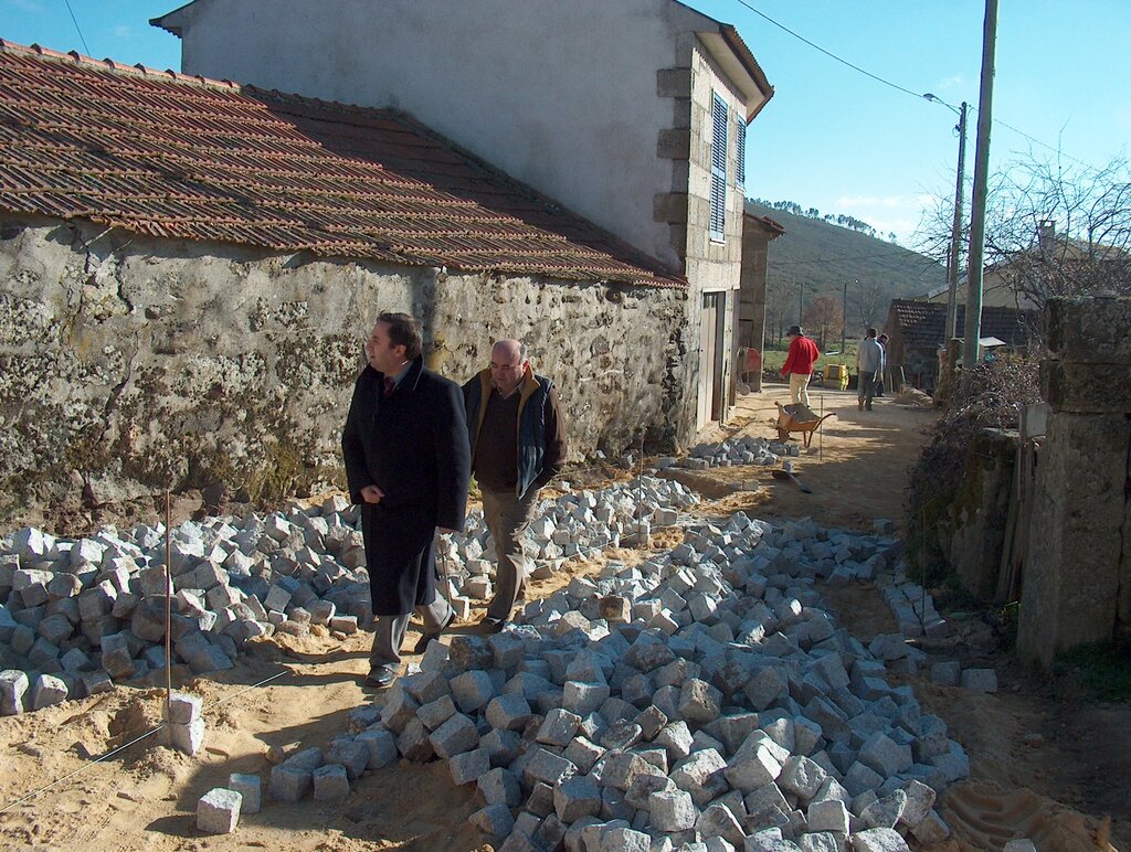 Presidente da Câmara visita obras em Codeçoso