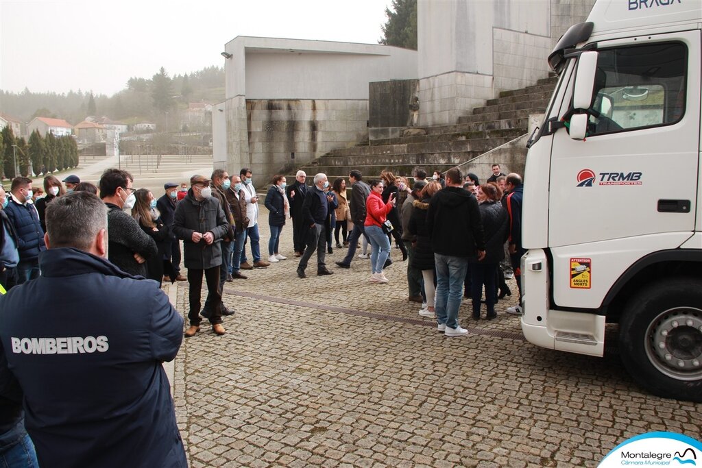 MONTALEGRE - Camão ajuda humanitária para a Ucrânia (1)