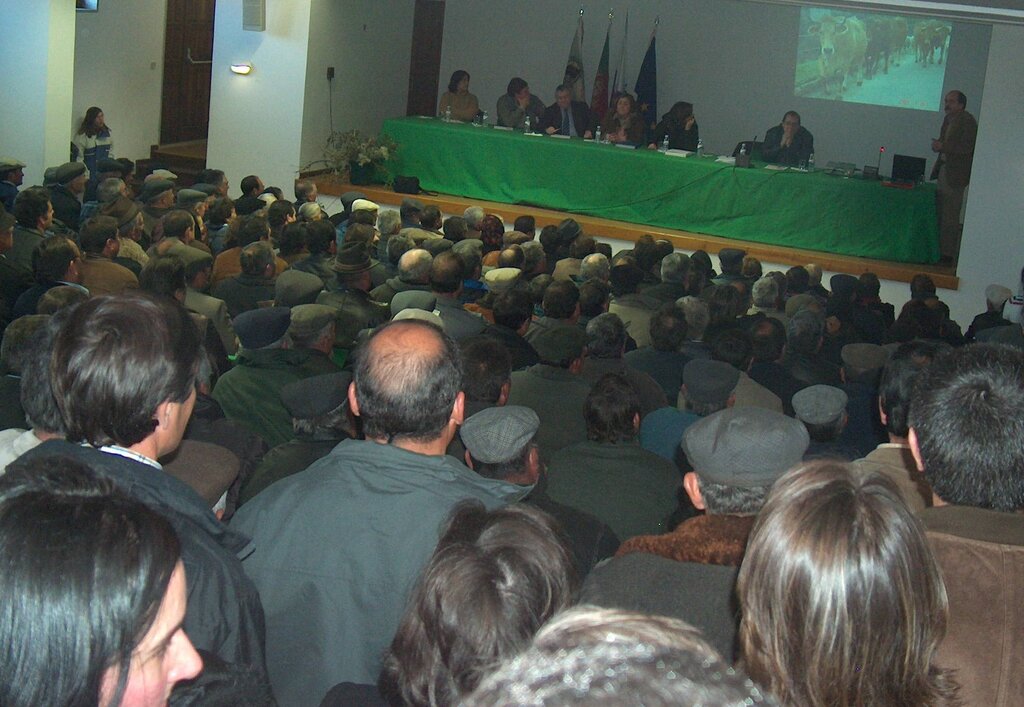 Apresentação de um plano de vacinação no Auditório da Cooperativa Agrícola de Montalegre