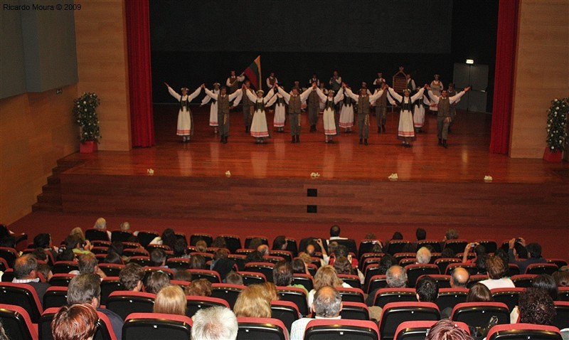 Grandinele encanta Auditório Municipal