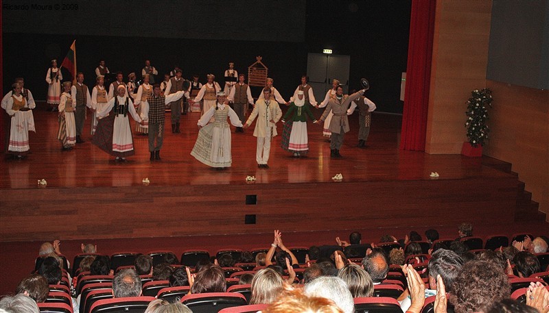 Grandinele encanta Auditório Municipal