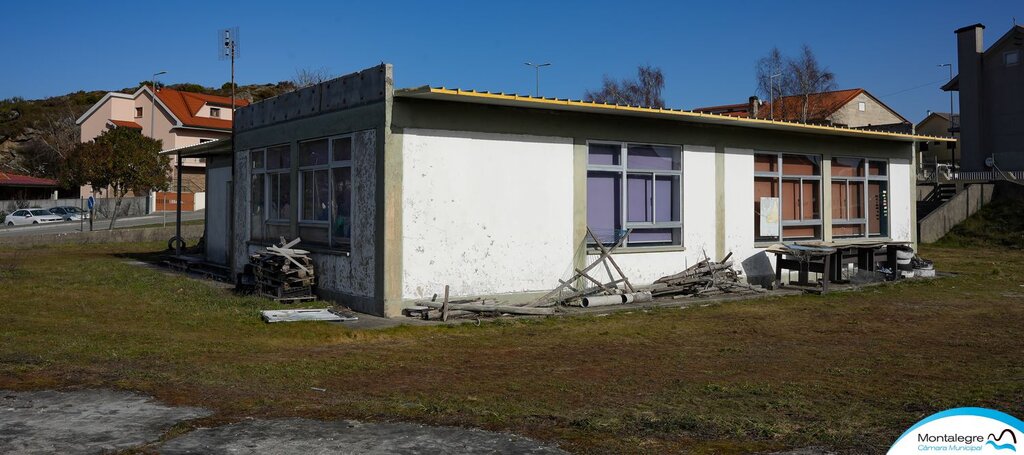 antiga_escola_do_bairro_do_crasto__obras___3_