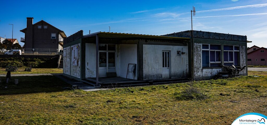 antiga_escola_do_bairro_do_crasto__obras___4_