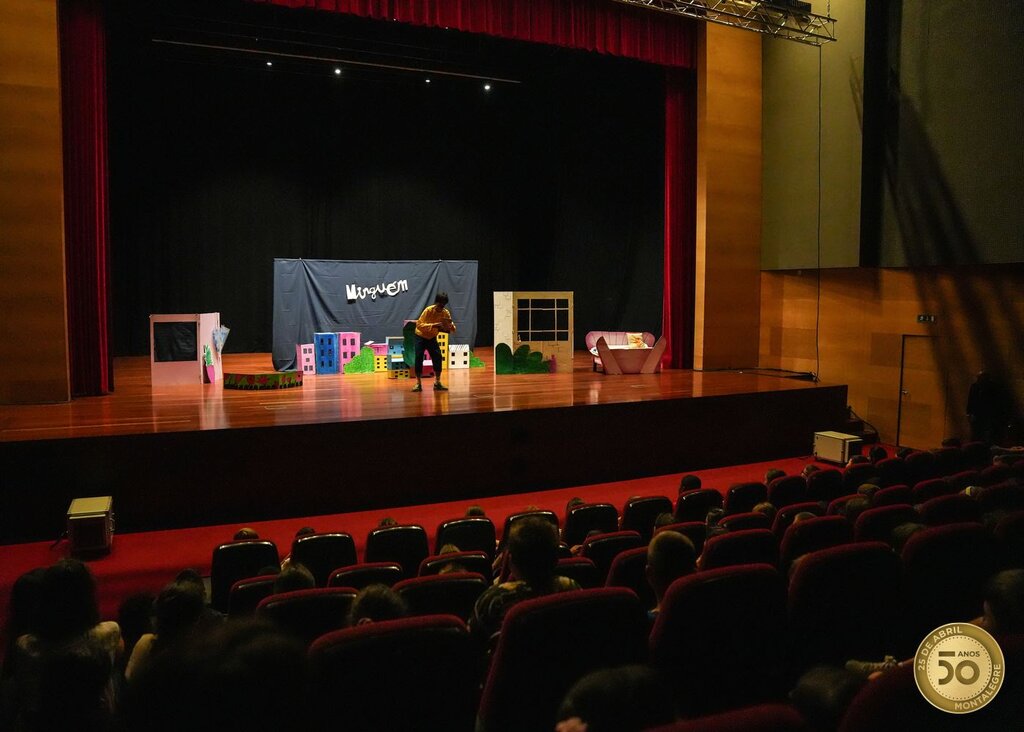 xxiii_feira_do_livro___teatro____ninguem__9_