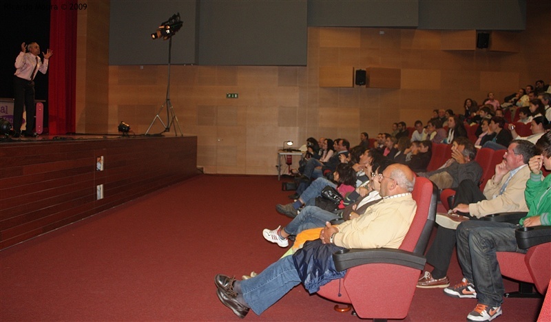 Show de Óscar Branco no Auditório Municipal