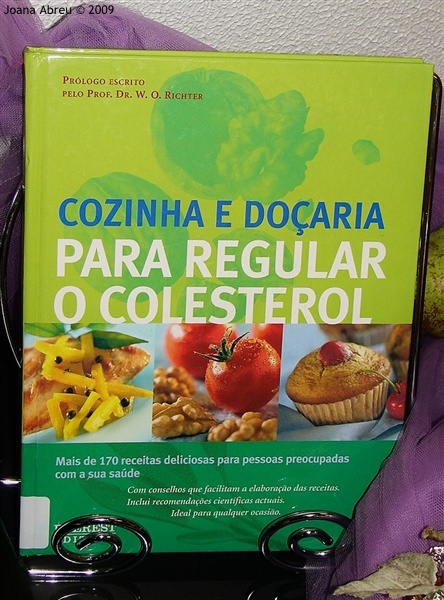 &quot;Fruta com livros&quot;