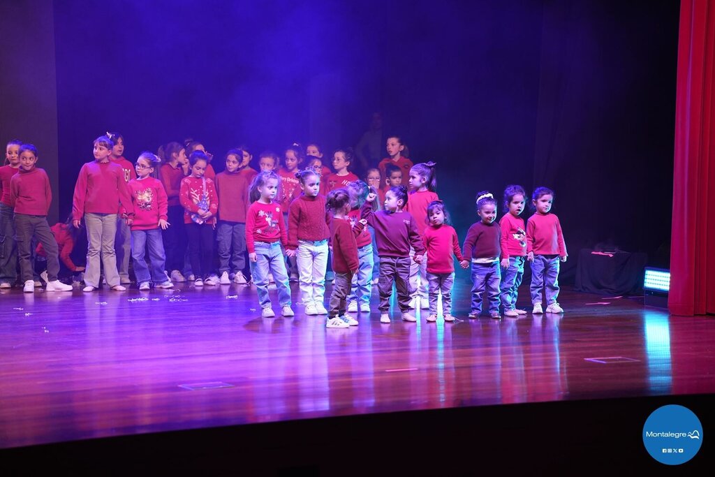 montalegre___danca_sozinha_em_casa__15_
