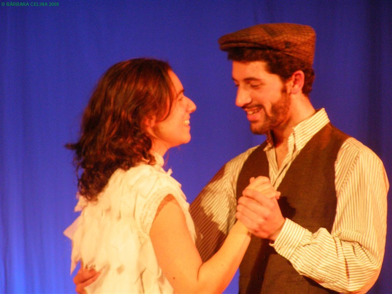 Espectáculo &quot;Cantar o Menino D&quot;Oiro&quot; encanta Montalegre